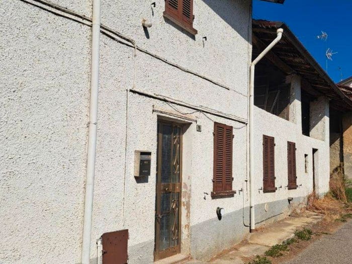 Casa trilocale in vendita in Via Camillo Benso di Cavour, Lambrinia, Chignolo Po