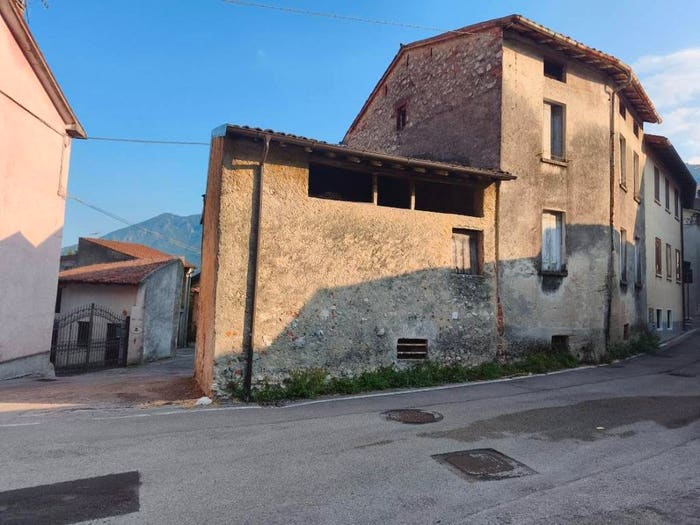 Casa con 6 locali in vendita in Via Priacalle, Centro, Arsiero