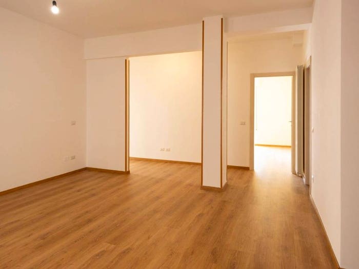 Appartamento quadrilocale in vendita in Via Novembre, Borgio, Borgio Verezzi