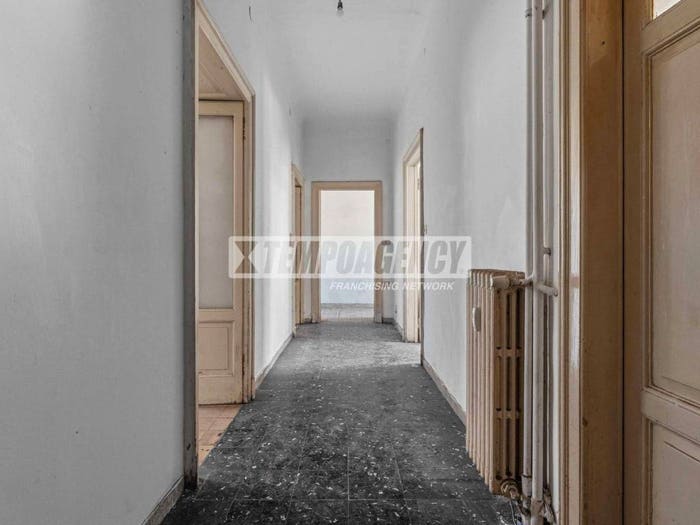 Appartamento trilocale in vendita in Via Giacomo Watt, Barona, Milano