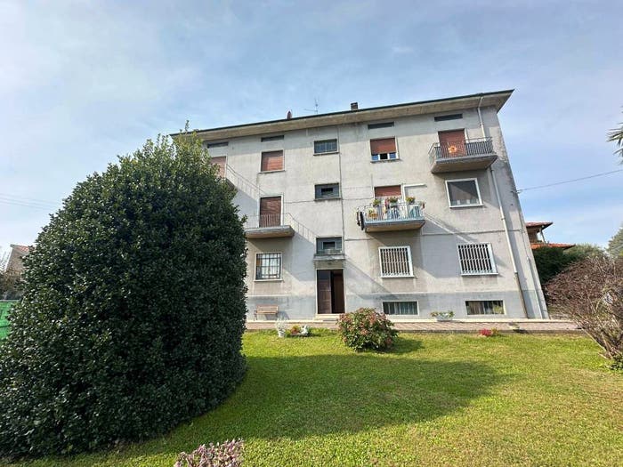 Appartamento quadrilocale in vendita in Piazza Risorgimento, Manera, Lomazzo