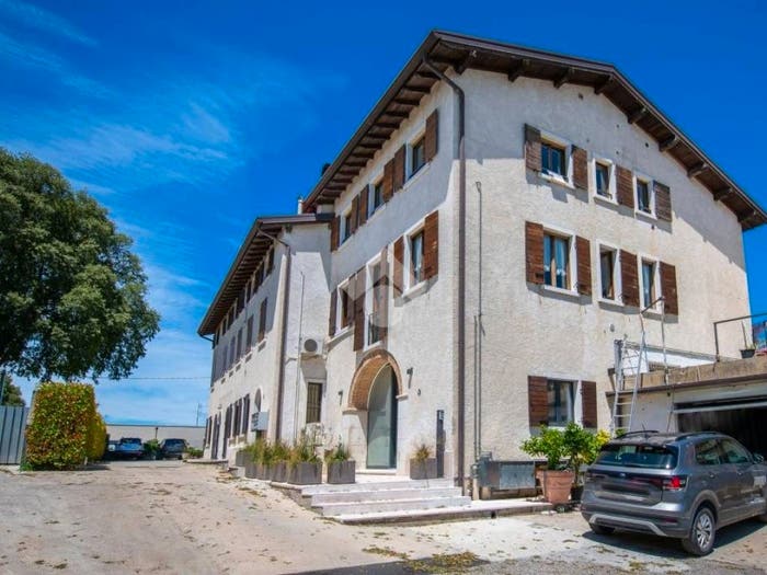 Appartamento trilocale in vendita in Località Marinoni, Broglie, Peschiera del Garda