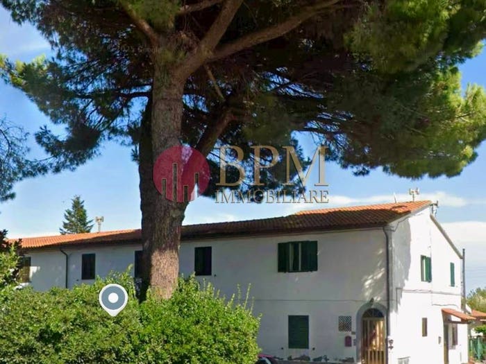 Casa con 6 locali in vendita in Corso Italia, Stagno, Collesalvetti
