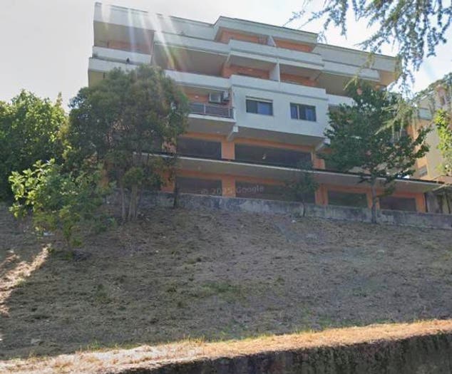 Appartamento quadrilocale in vendita in Via Cimbri, Centro, Castrolibero