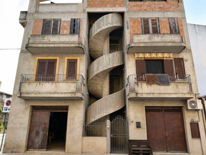 Appartamento trilocale in vendita in VIA AIA, Centro, Falcone