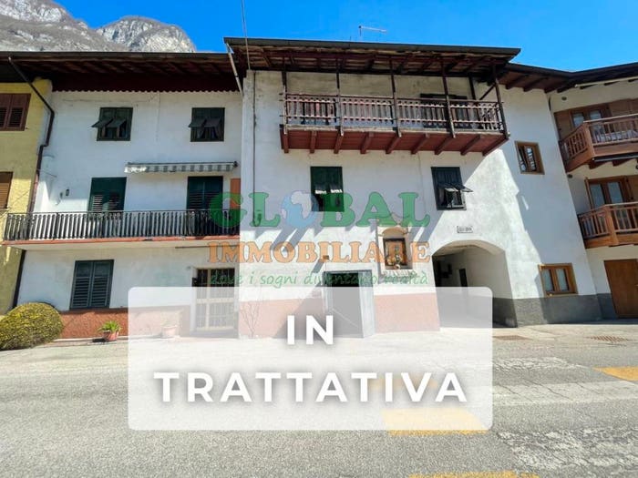 Casa con 6 locali in vendita in Località Serafini, Grigno