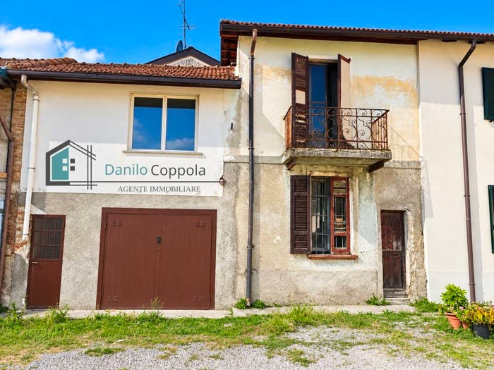 Appartamento trilocale in vendita in Via Giulio Cesare, Lucernate, Rho