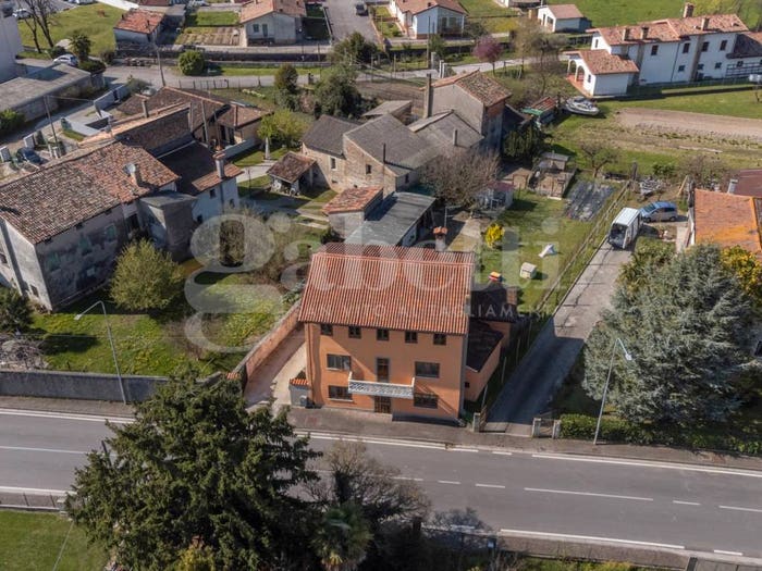 Casa con 6 locali in vendita in Via San Paolo, Morsano, Morsano al Tagliamento