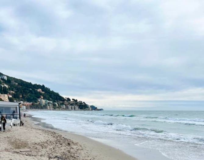 Appartamento quadrilocale in vendita in Via Giuseppe Garibaldi, Borgo Coscia, Alassio
