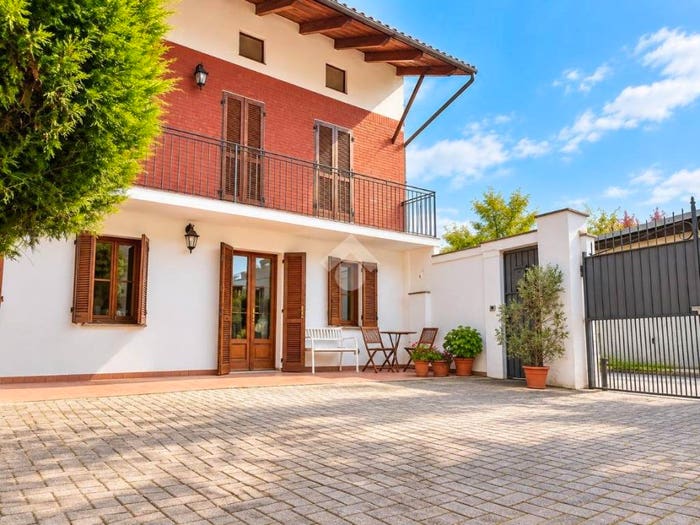 Casa quadrilocale in vendita in Vicolo Morra, Centro, Cigliano