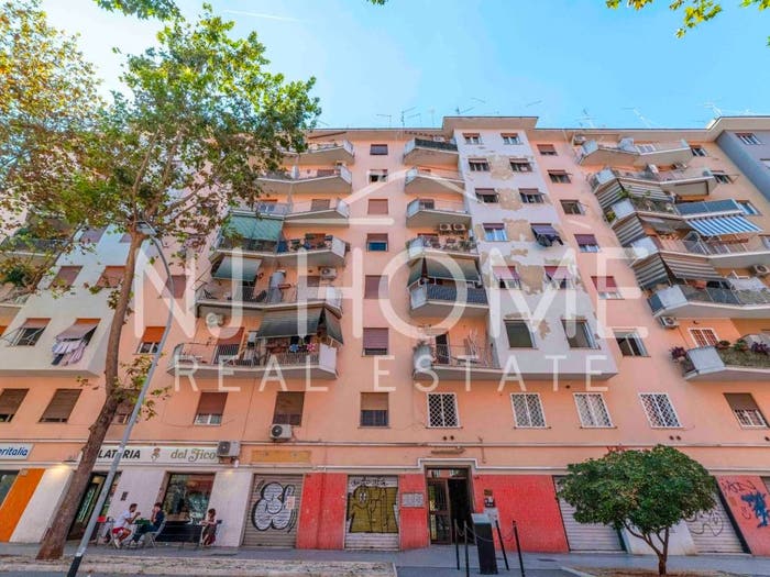 Appartamento quadrilocale in vendita in Via Flavio Stilicone, Cinecittà, Roma