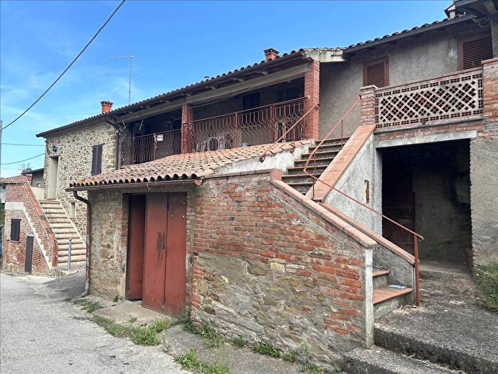 Casa bilocale in vendita in Via della Sapienza, Sant'arcangelo, Magione