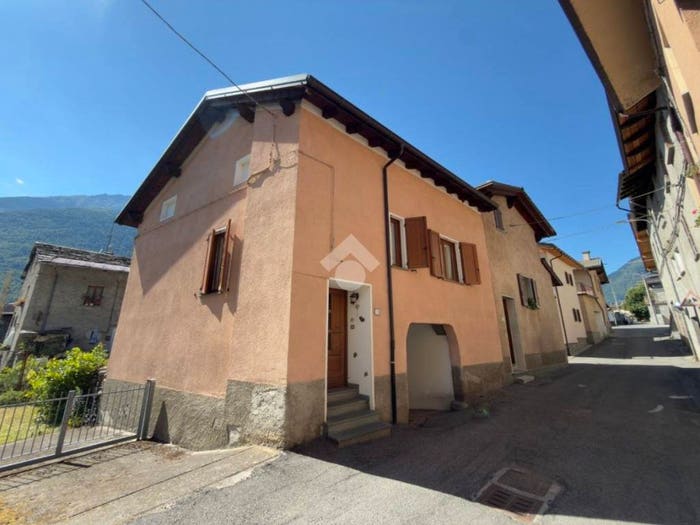 Casa con 5 locali in vendita in Via Albertinelli, Centro, Mazzo di Valtellina