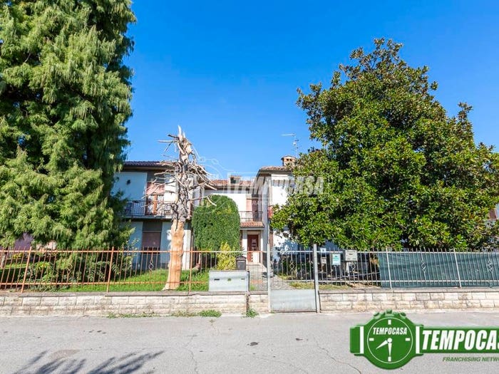 Appartamento trilocale in vendita in Via Papa Giovanni XXIII, Casale Cremasco, Casale CremascoVidolasco
