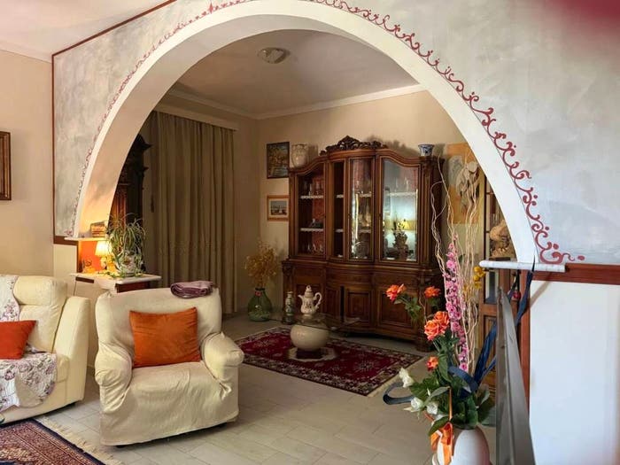 Casa con 6 locali in vendita in Fucecchio