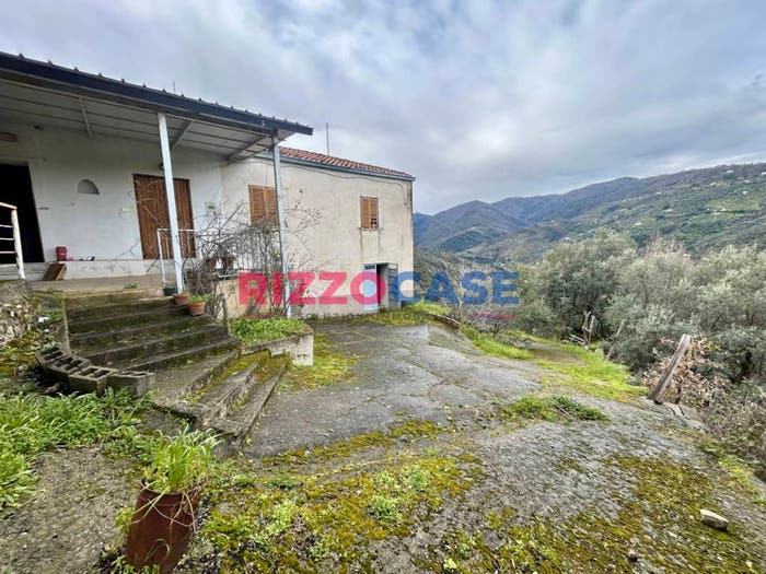 Casa quadrilocale in vendita in Cda Forello, CoriglianoRossano