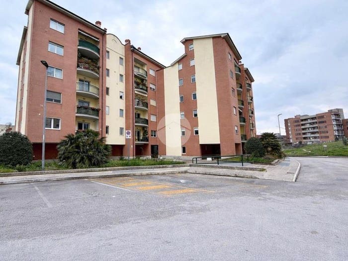 Appartamento quadrilocale in vendita in Via Monsignor Vittorio Fusco, Vazzieri, Campobasso