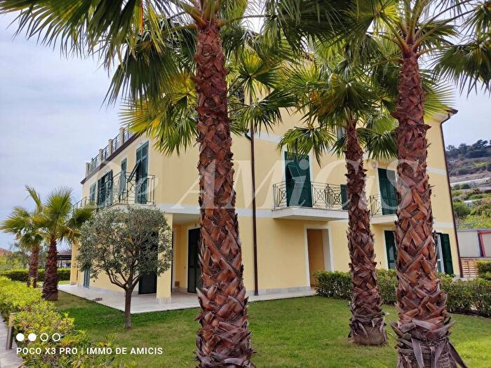 Appartamento bilocale in vendita in Due Strade, Bordighera