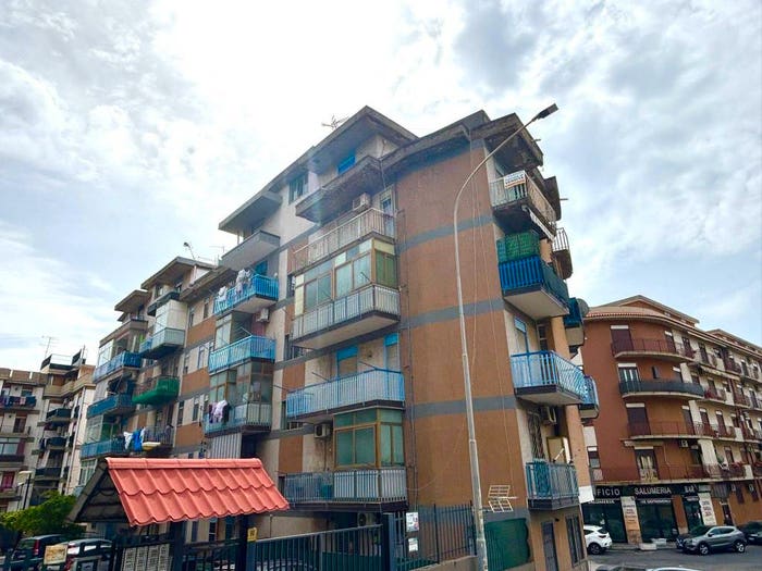 Appartamento trilocale in vendita in Viale delle Medaglie D'Oro, Ferrarotto Acquedotto Greco, Catania