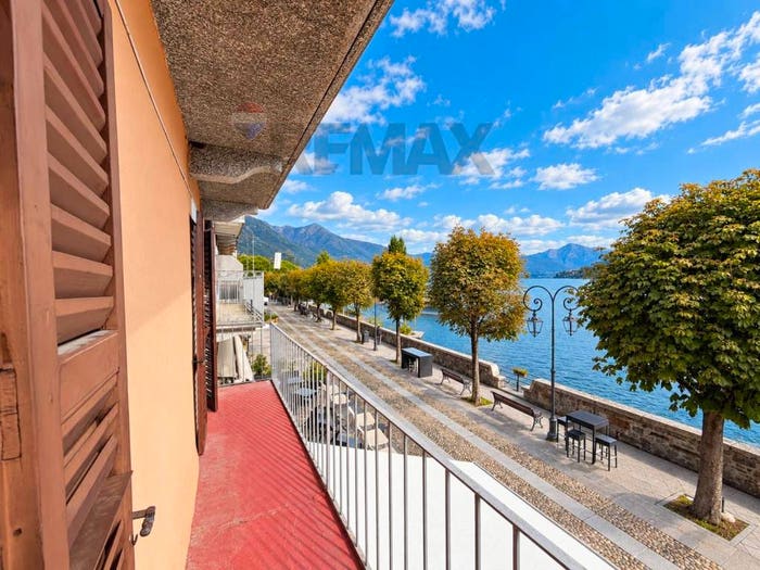 Appartamento trilocale in vendita in Centro, Cannobio