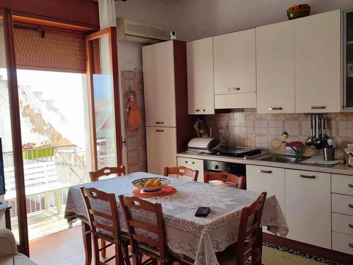 Casa con 6 locali in vendita in Via Dante Trapani Salemi, Marsala