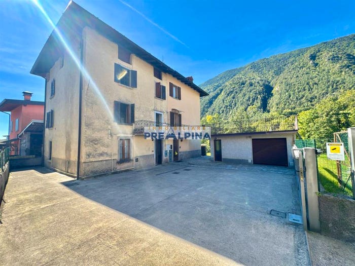 Casa con 5 locali in vendita in via umberto, Cerete Basso, Cerete