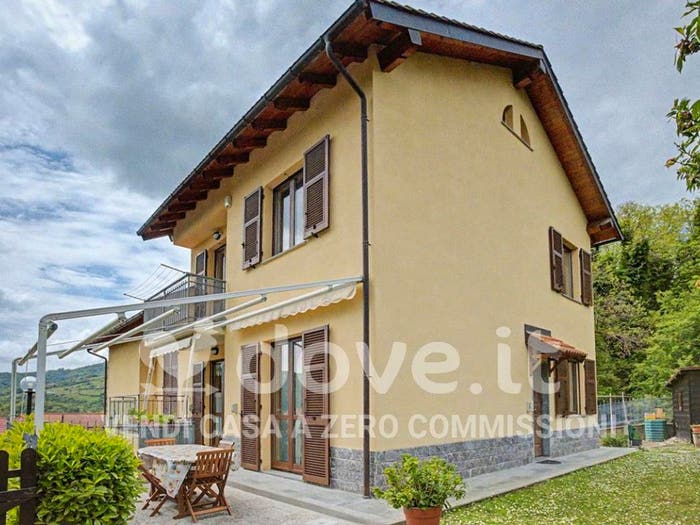 Casa quadrilocale in vendita in Via Niccolò Paganini, Centro, Casella