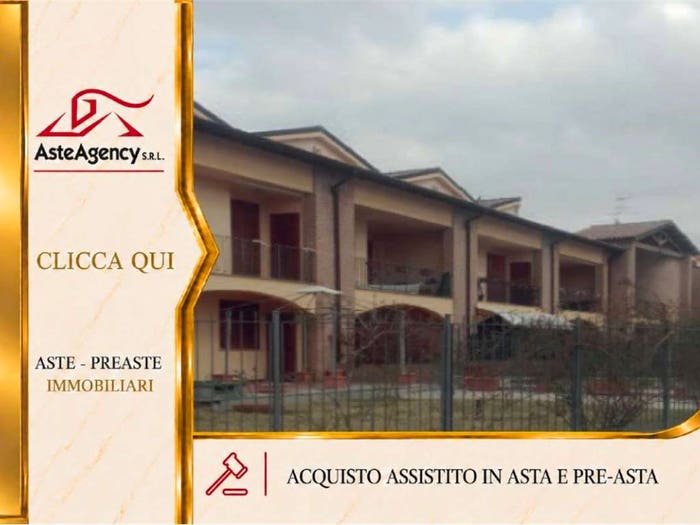 Appartamento quadrilocale in vendita in Str Canonica bis, Castel del Piano Pila, Perugia
