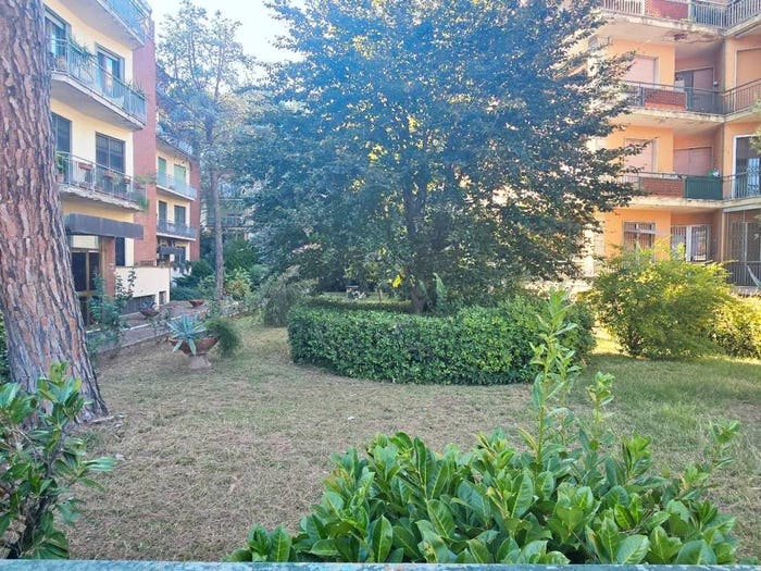 Appartamento con 6 locali in vendita in Via del Gignoro, Coverciano, Firenze