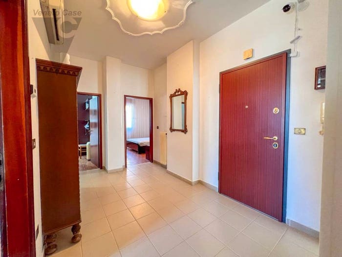 Appartamento quadrilocale in vendita in Via Isola Saloni, Centro Storico, Chioggia