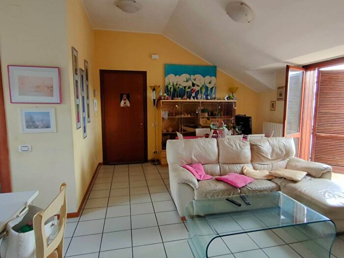 Appartamento con 5 locali in vendita in Via Nazionale, Centro, Teramo
