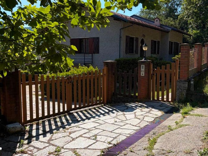 Casa con 6 locali in vendita in Regione Oviglia Inferiore, Lanzo Torinese