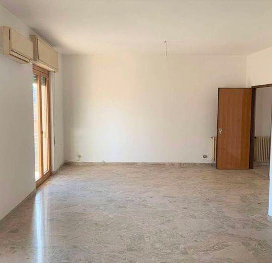 Appartamento con 6 locali in vendita in Modica Alta, Modica