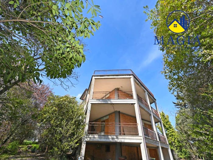 Casa con 5 locali in vendita in VIA CERTOSA, Centro, Maltignano