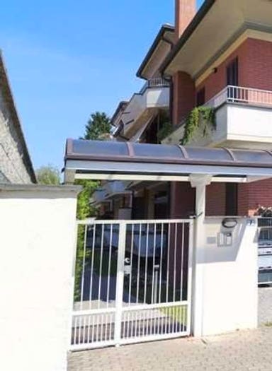 Appartamento trilocale in vendita in Via della Chiesa, Centro, Magnago
