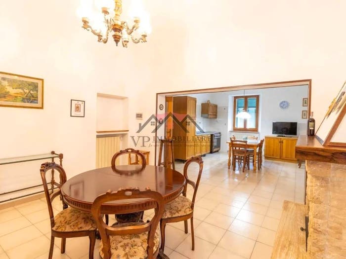 Appartamento quadrilocale in vendita in Via Garibaldi, Centro, Pomarance