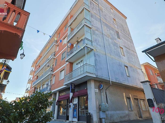 Appartamento trilocale in vendita in Via Roma, Centro, Saluggia