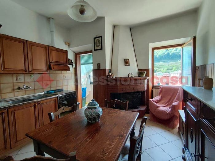 Appartamento trilocale in vendita in Via Nicola Fabrizi, Centro, Castelnuovo di Garfagnana