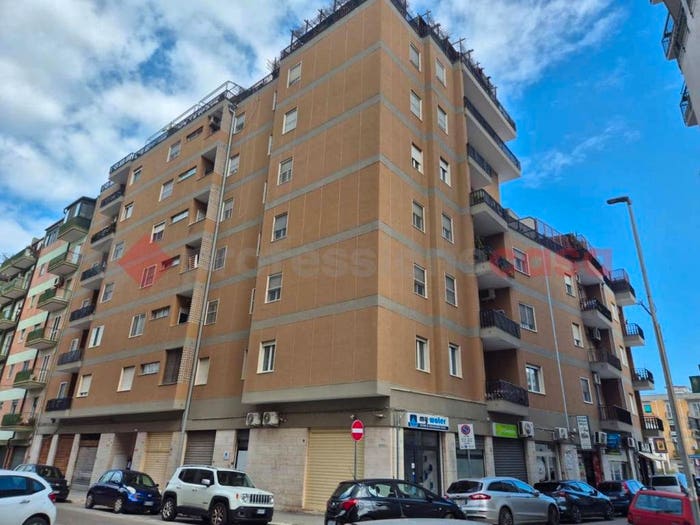Appartamento quadrilocale in vendita in VIA SENECA, Commenda, Brindisi