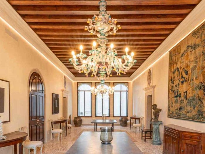 Appartamento quadrilocale in vendita in Piazza dell'Insurrezione Aprile, Piazze Duomo, Padova