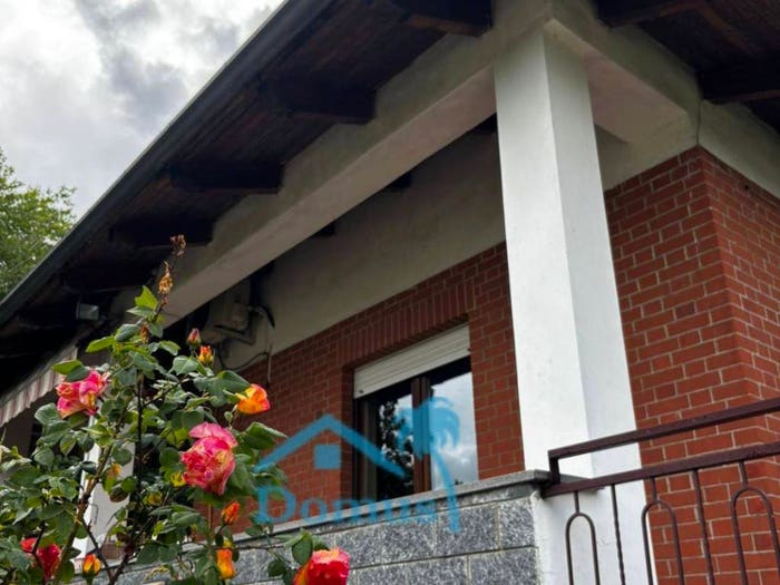Casa con 5 locali in vendita in Via Piscina, Centro, Frossasco