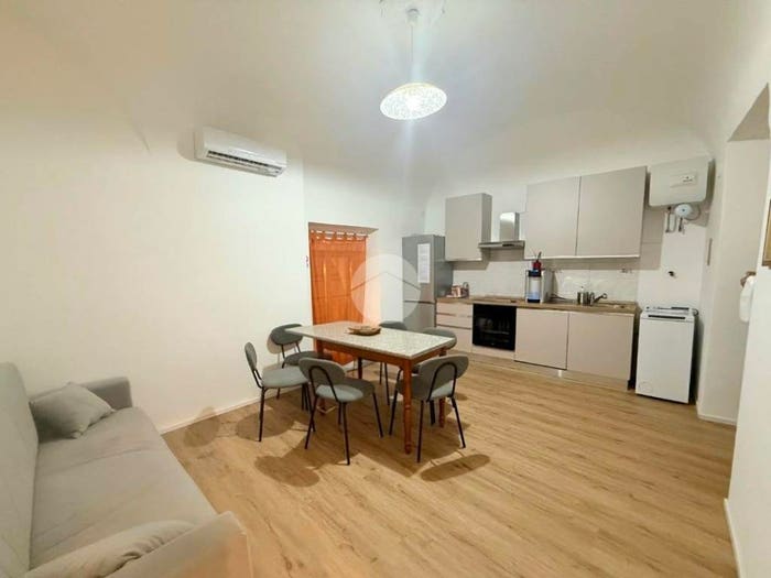 Appartamento quadrilocale in vendita in Via di san bernardo, Molo, Genova