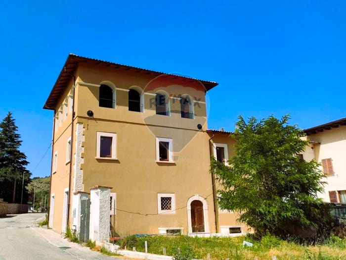 Casa con 6 locali in vendita in Centro, San Demetrio Ne' Vestini