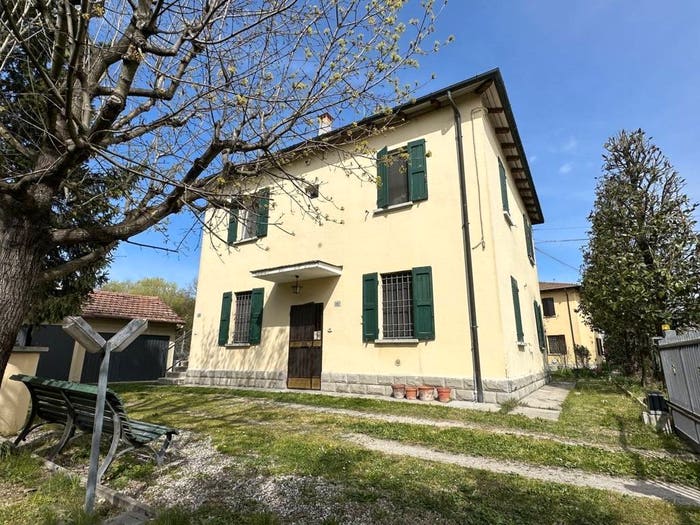 Casa quadrilocale in vendita in Via Santa Maria in Duno, Castagnolo Minore, Bentivoglio