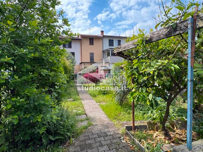 Casa quadrilocale in vendita in Comun Nuovo