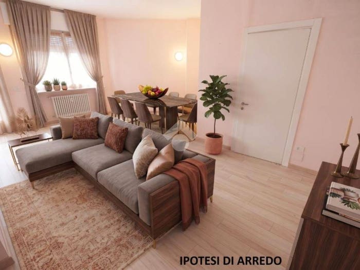 Appartamento trilocale in vendita in Viale De Gasperi, Centro, Seveso