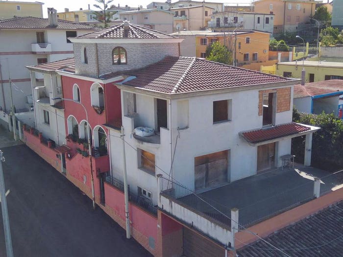 Casa con 6 locali in vendita in Centro, Bari Sardo