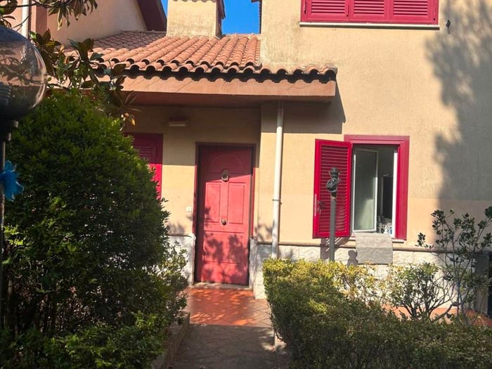 Casa quadrilocale in vendita in Via Fortino, Praia a Mare