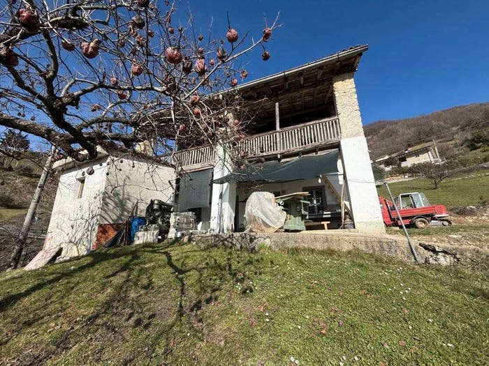Casa quadrilocale in vendita in Via Squadra Alta, Adrara San Martino