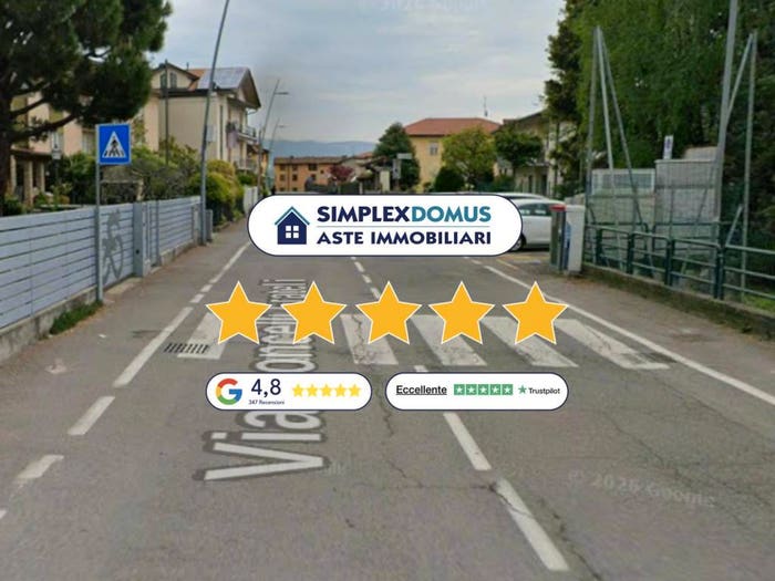 Appartamento con 5 locali in vendita in Via Flli Roncelli, Centro, Almenno San Bartolomeo